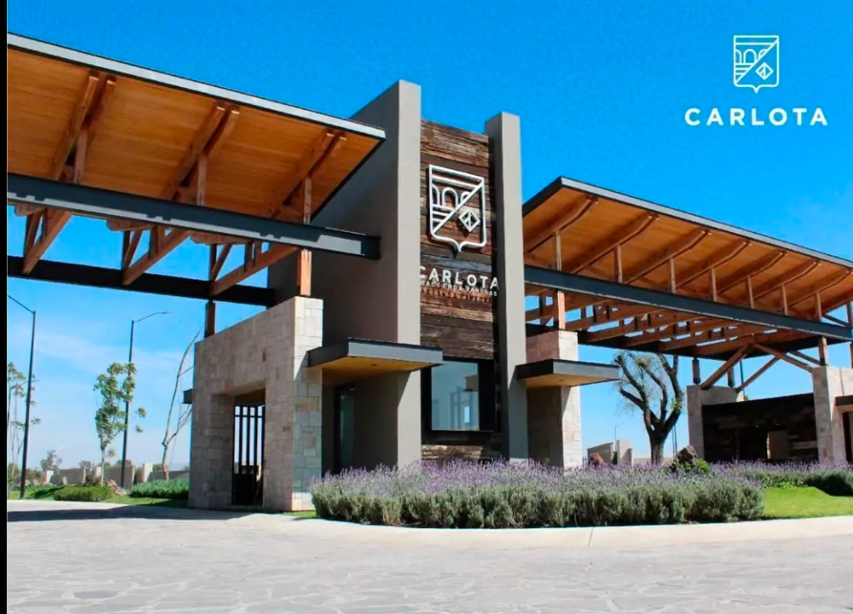 Terreno en venta en Carlota Hacienda Vanegas, Corregidora — foto 1 de 2