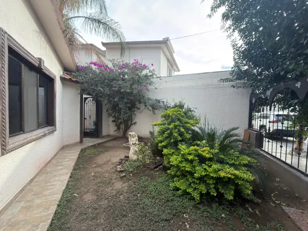 Casa en renta en Residencial San Patricio, Saltillo — foto 3 de 21
