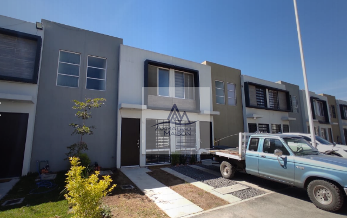 Casa en venta en Real Del Valle, Tlajomulco de Zúñiga — foto 1 de 12