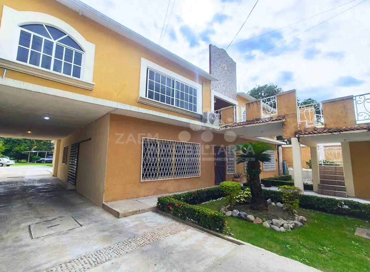 Casa en venta en Atasta de Serra, Centro — foto 1 de 19