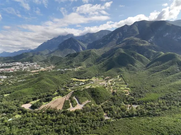 Terreno en venta en Portal de Valle Alto, Monterrey — foto 2 de 8