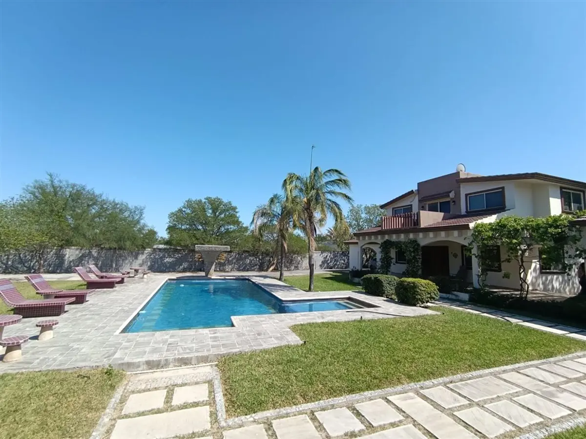 Quinta en venta en Cienega de Flores Centro, Ciénega de Flores — foto 1 de 10