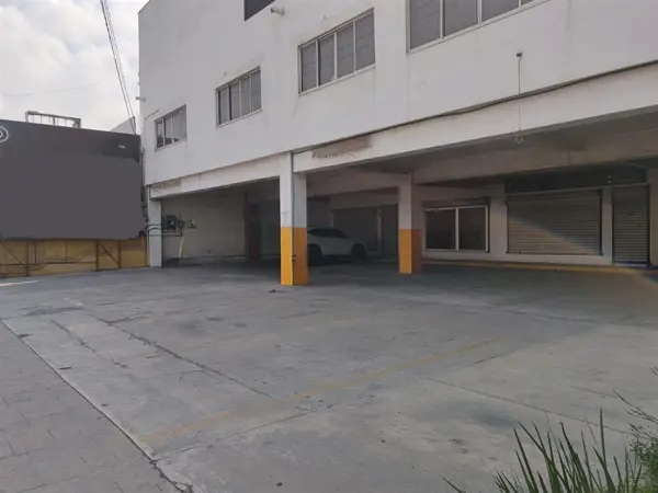 Edificio en venta en Jardines de Anáhuac, San Nicolás de los Garza — foto 3 de 6