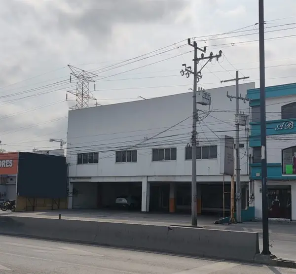 Edificio en venta en Jardines de Anáhuac, San Nicolás de los Garza — foto 2 de 6