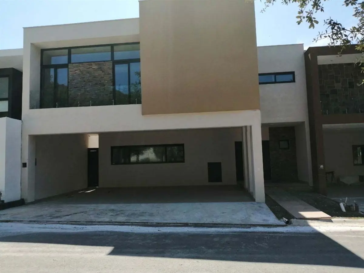 Casa en venta en La Joya Privada Residencial, Monterrey — foto 1 de 9