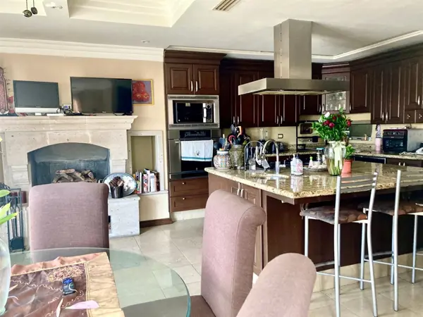 Casa en venta en Las Cumbres, Monterrey — foto 3 de 11