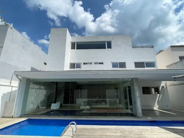 Casa en Venta en Privada Flor de Piedra