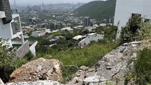 TERRENO EN VENTA EN VALLE DE SAN ANGEL, SAN PEDRO GARZA GARCÍA