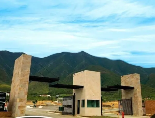 Casa en venta en Bosques de las Misiones, Santiago — foto 3 de 10