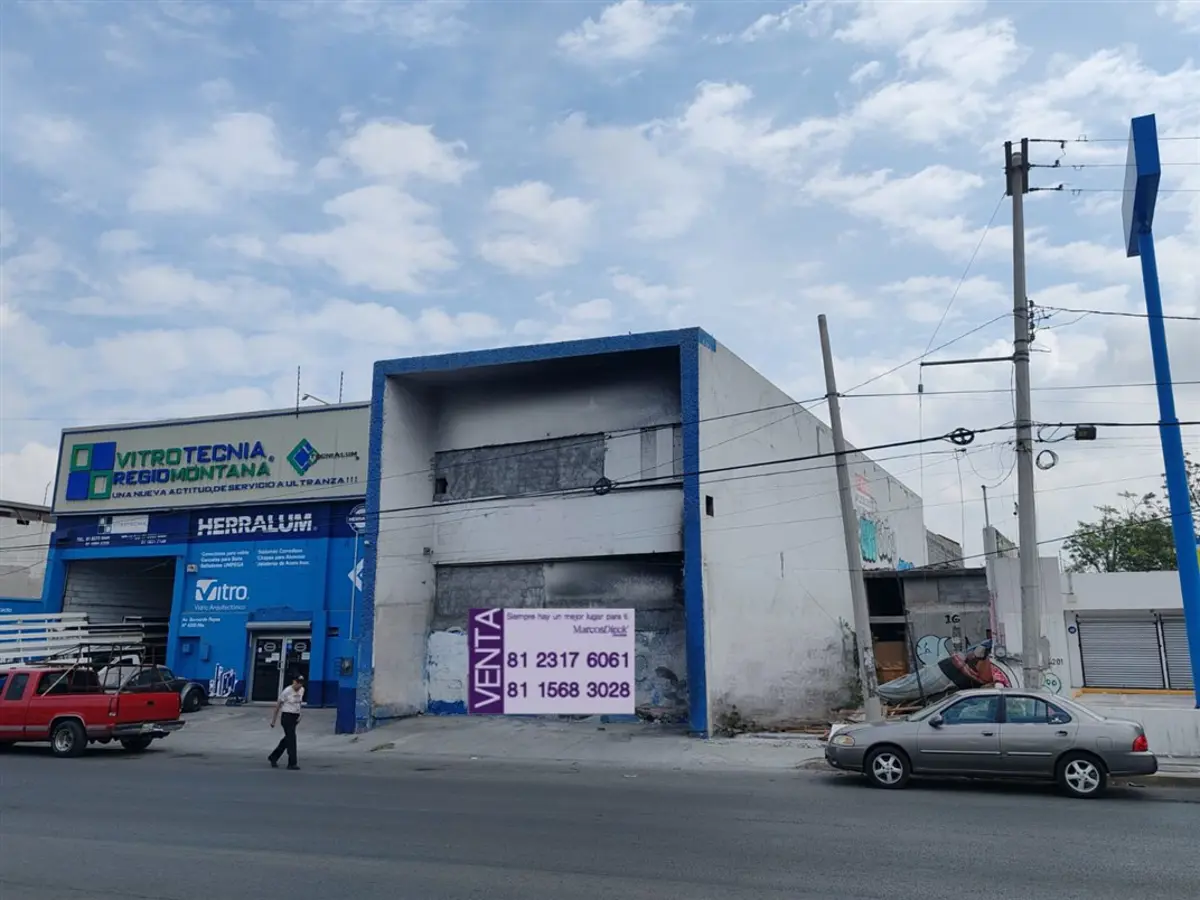BODEGA COMERCIAL EN VENTA EN BERNARDO REYES BODEGA COMERCIAL EN VENTA EN BERNARDO REYES