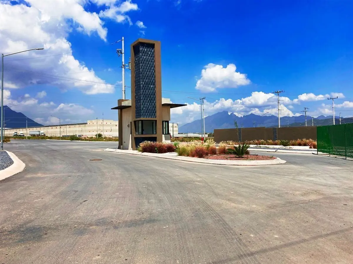 TERRENO INDUSTRIAL EN VENTA EN SANTA CATARINA TERRENO INDUSTRIAL EN VENTA EN SANTA CATARINA