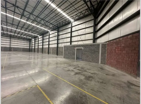 Bodega en renta en Trabajadores, Santa Catarina — foto 2 de 8