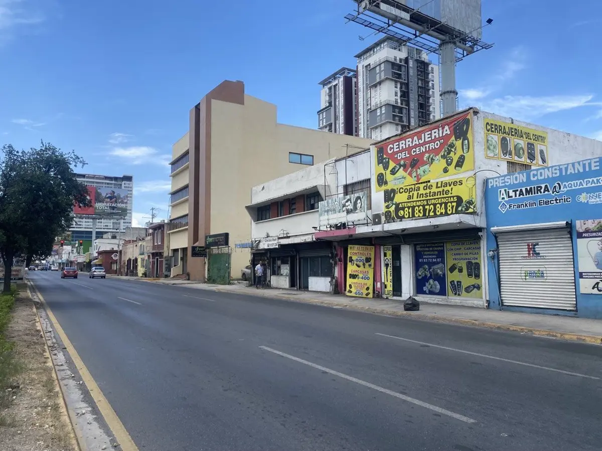 LOCAL COMERCIAL EN VENTA EN EL CENTRO LOCAL COMERCIAL EN VENTA EN EL CENTRO