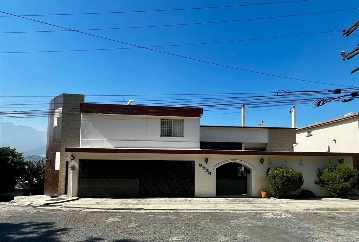 Casa en venta en Contry, Monterrey — foto 1 de 11