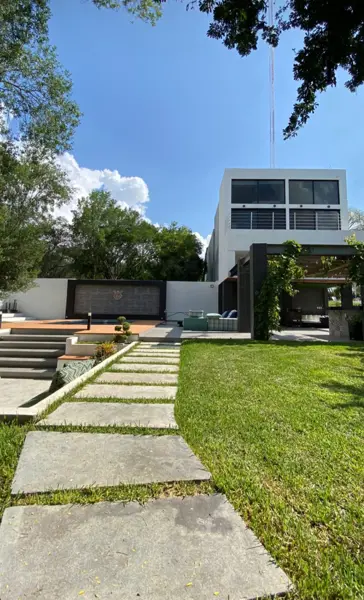 Quinta en venta en Misión Antigua, Cadereyta Jiménez — foto 3 de 14
