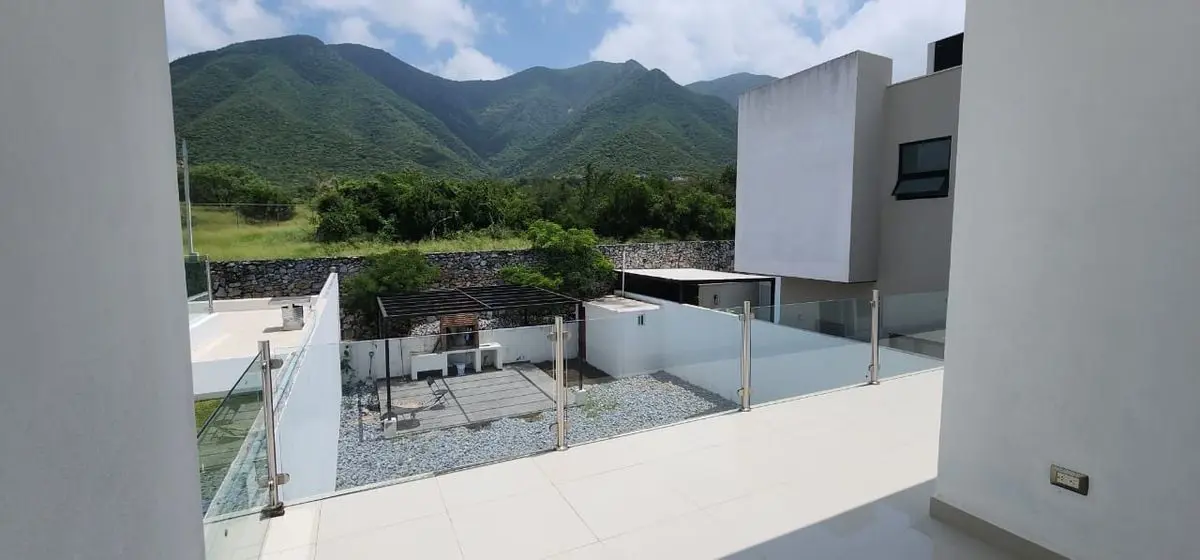 Casa en venta en Los Cristales, Monterrey — foto 1 de 22
