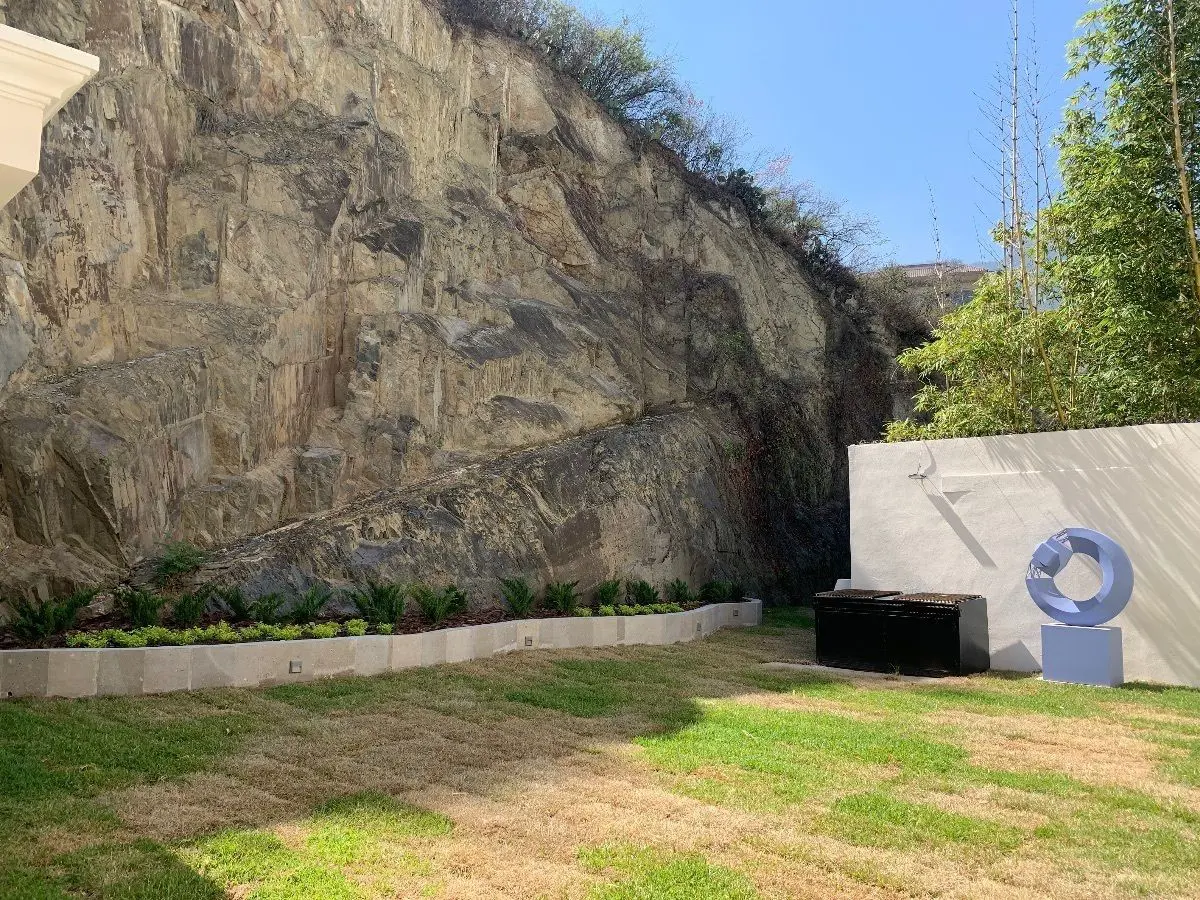 Casa en venta en San Patricio, San Pedro Garza García — foto 1 de 15