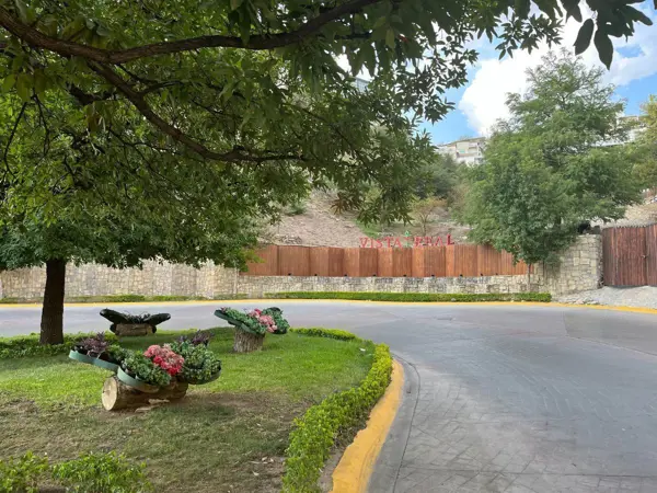 Terreno en venta en Vista Real, San Pedro Garza García — foto 2 de 4