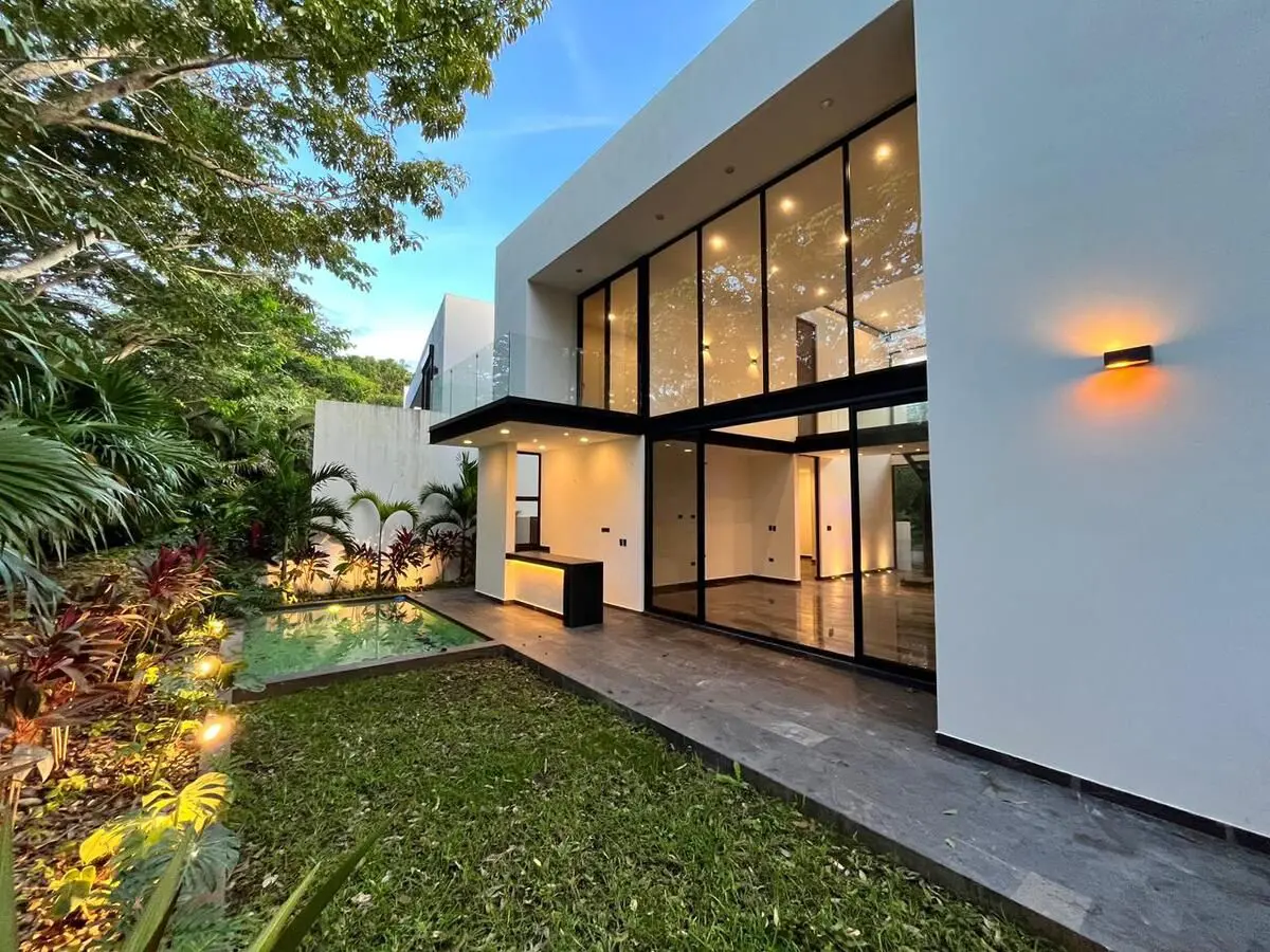 Casa en venta en Cabo Norte, Mérida — foto 1 de 49