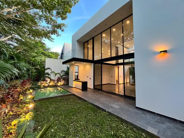 Casa en Venta en Privada Residencial en Cabo Norte en Mérida Yucatán