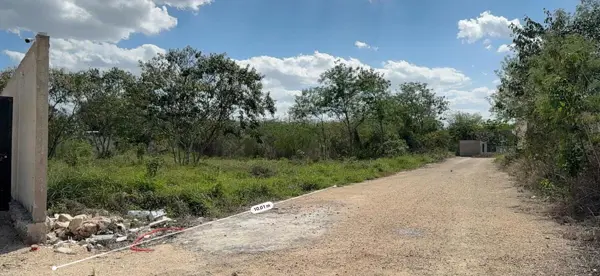 Terreno en venta en Chichi Suarez, Mérida — foto 3 de 12