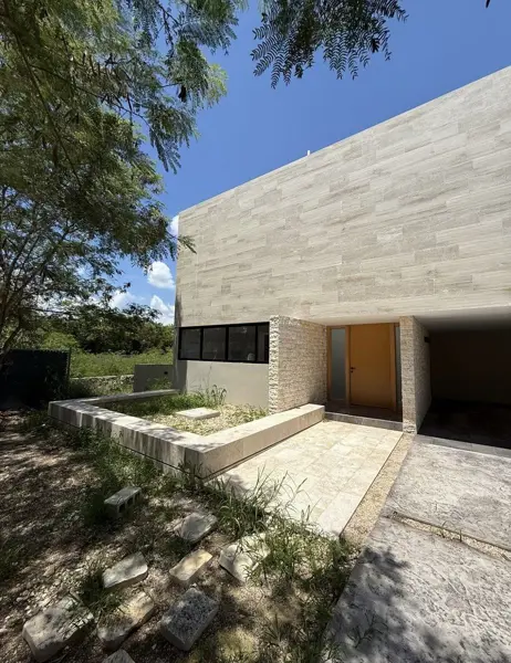 Estrena Casa de Una Planta en Yucatán Country Club Mérida Yucatán