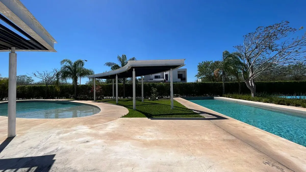 Terreno en venta en Yaxkukul, Yaxkukul — foto 1 de 18