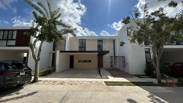 Casa en venta en Temozon Norte, Mérida — foto 2 de 32