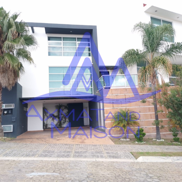 Casa en Lomas de Angelopolis TM Casa en Lomas de Angelopolis TM