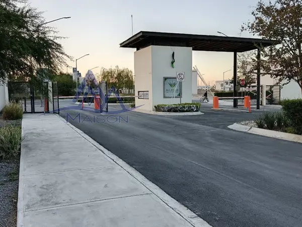 Casa en venta en Bosques del Seminario, Juárez — foto 2 de 16
