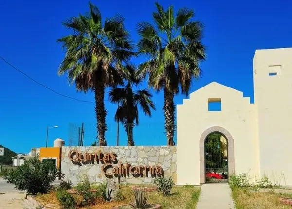 CASA DE RECUPERACION BANCARIA EN UNA ZONA SEGURA DE LOS CABOS, BC.