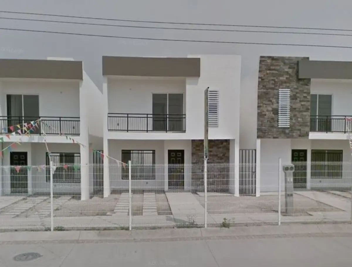 Casa en venta en Ex Hacienda de Santiago, San Francisco del Rincón — foto 1 de 20