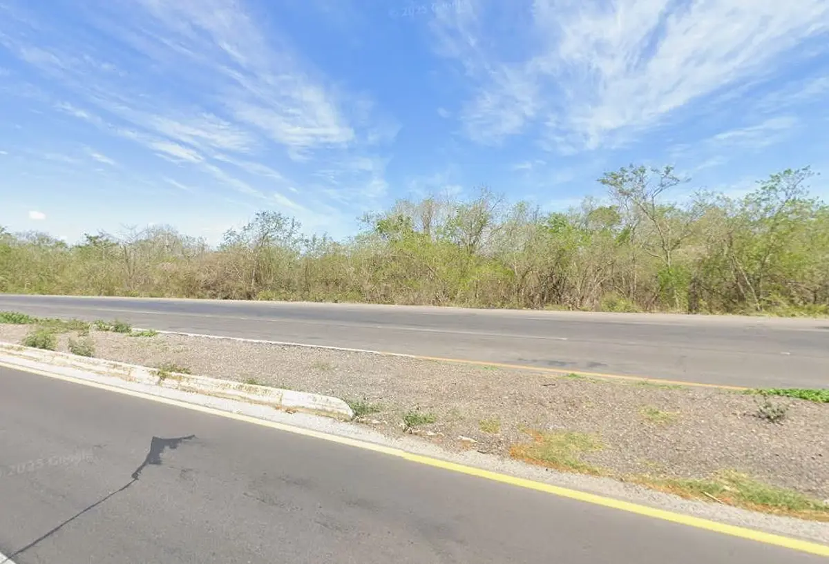 Terreno en venta en Nohcham, Seyé — foto 1 de 10