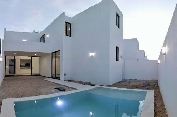 Casa en Venta en Privada Residencial Xcanatun en Cholul, Merida Yucatan