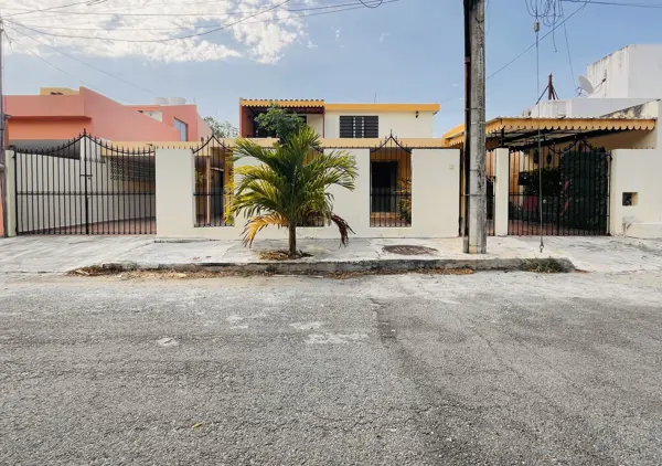 Casa en venta en Jardines de Mérida, Mérida — foto 2 de 50