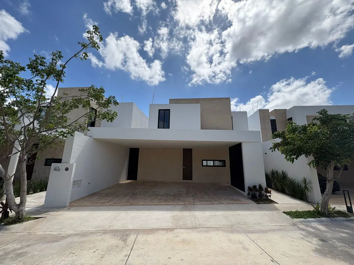 Casa en venta en Temozon Norte, Mérida — foto 1 de 48