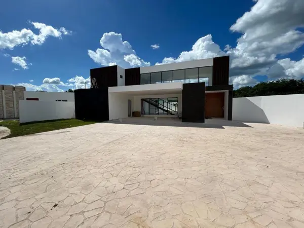 Casa en venta en Komchen, Mérida — foto 2 de 20