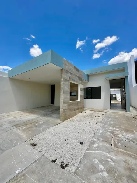 Casa en Venta de 1 Piso con Alberca en Privada con Amenidades, Conkal, Merida