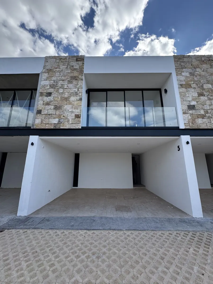 Casa en venta en Cholul, Mérida — foto 1 de 18