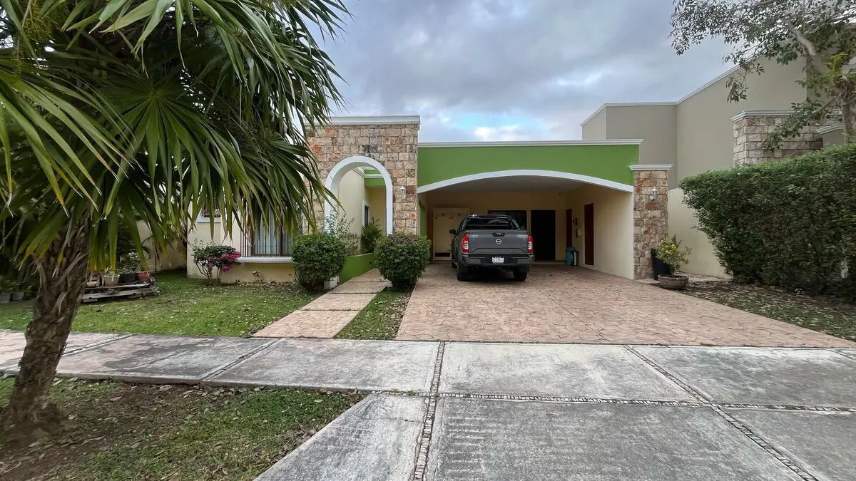 Casa en venta en Temozon Norte, Mérida — foto 1 de 16