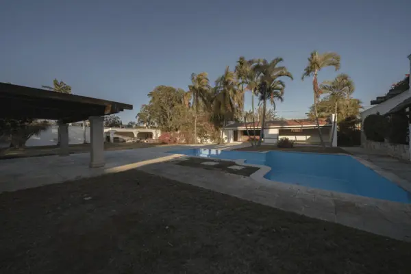 Casa Amplia en Privada en Chuburna, Merida
