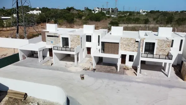 Casa en Venta en Privada en Temozon Norte, Merida