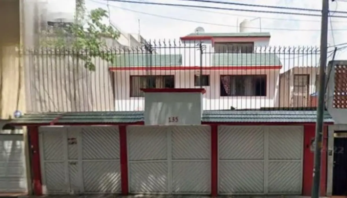Casa en venta en Campestre Churubusco, Coyoacán — foto 1 de 24