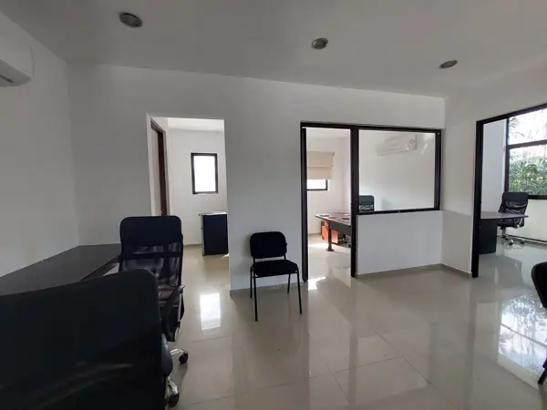 Oficina en renta en Sodzil Norte, Mérida — foto 3 de 18