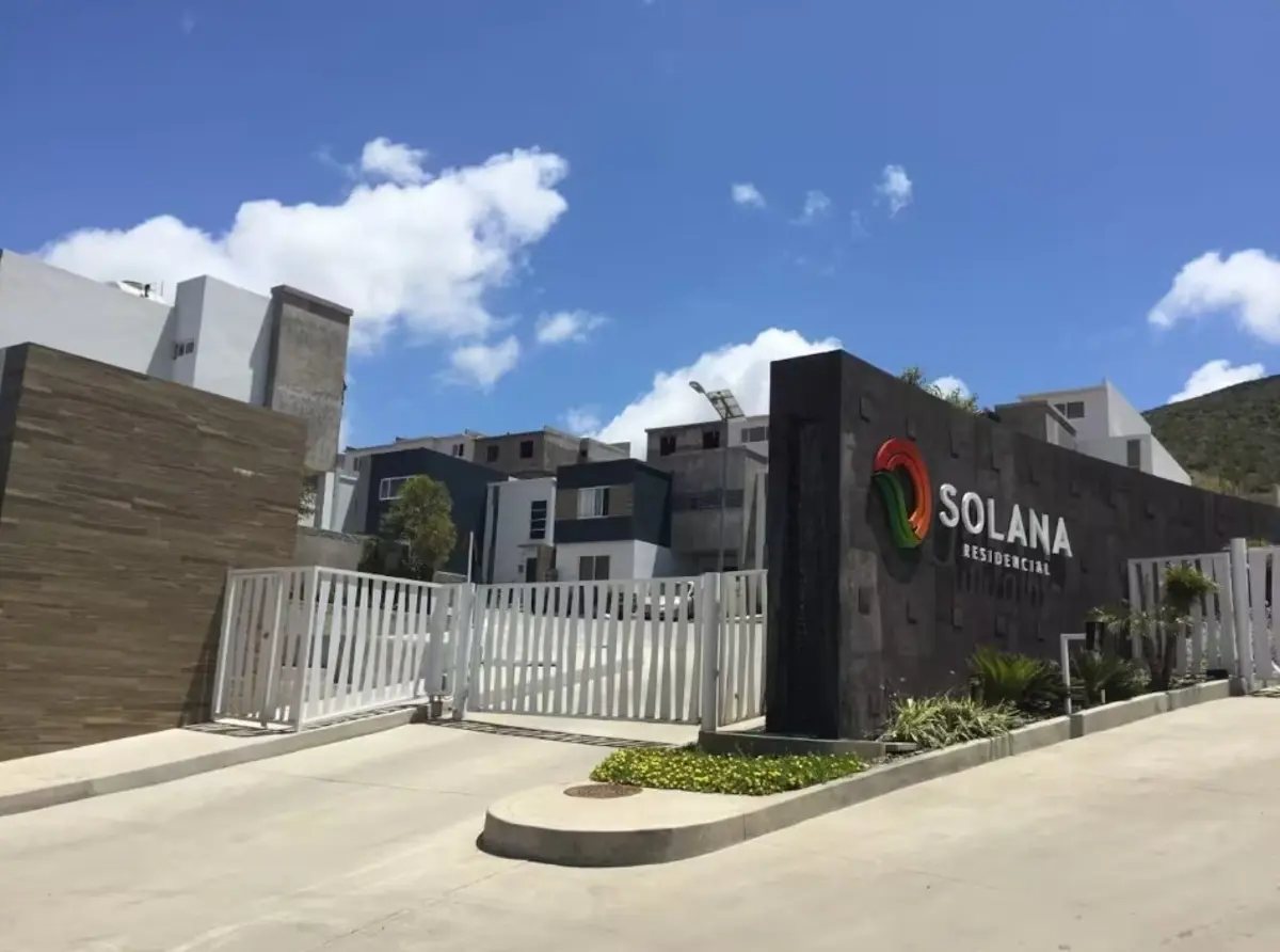 Casa en venta en Villa Bonita, Ensenada — foto 1 de 25
