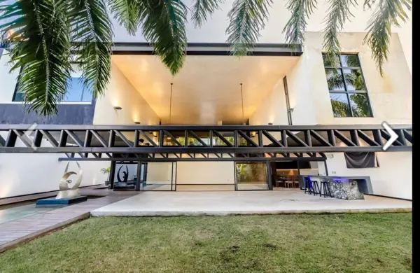 Preciosa Casa en Venta, Montecristo, Merida