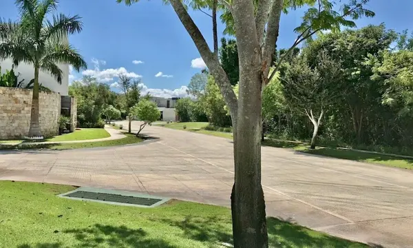 Terreno en venta en Yucatán Country Club, Mérida — foto 2 de 12