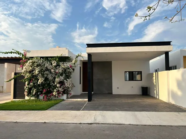 Casa en Venta de Una Planta en Privada Canaria, Conkal, Merida