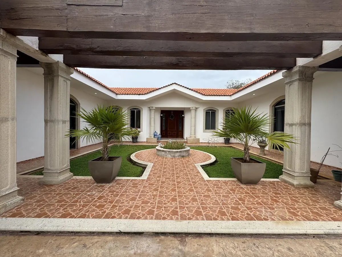 Casa en venta en Chablekal, Mérida — foto 1 de 23