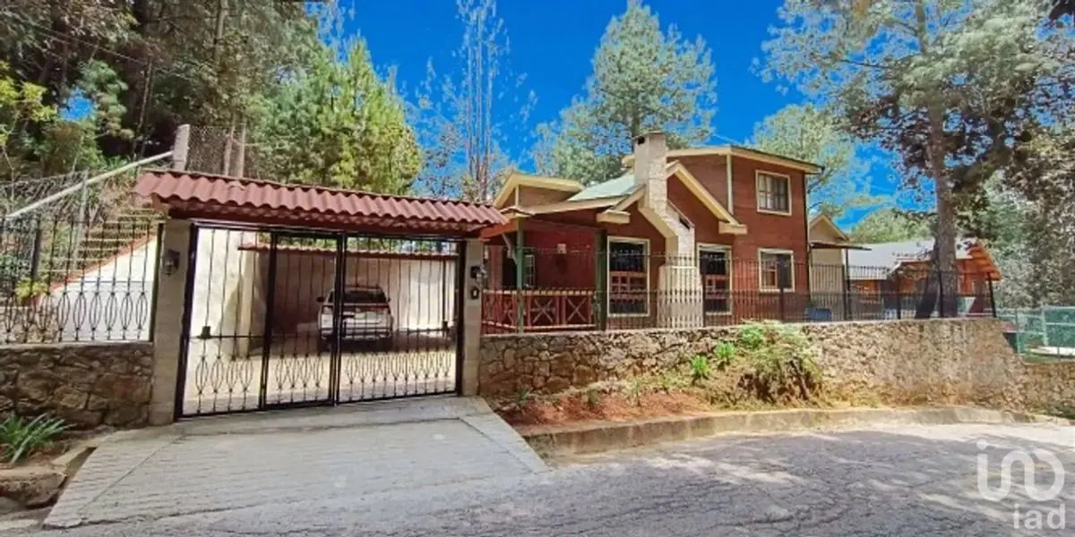 Casa en venta en Las Palmas Huitepec 3a. Sección, San Cristóbal de las Casas — foto 1 de 25